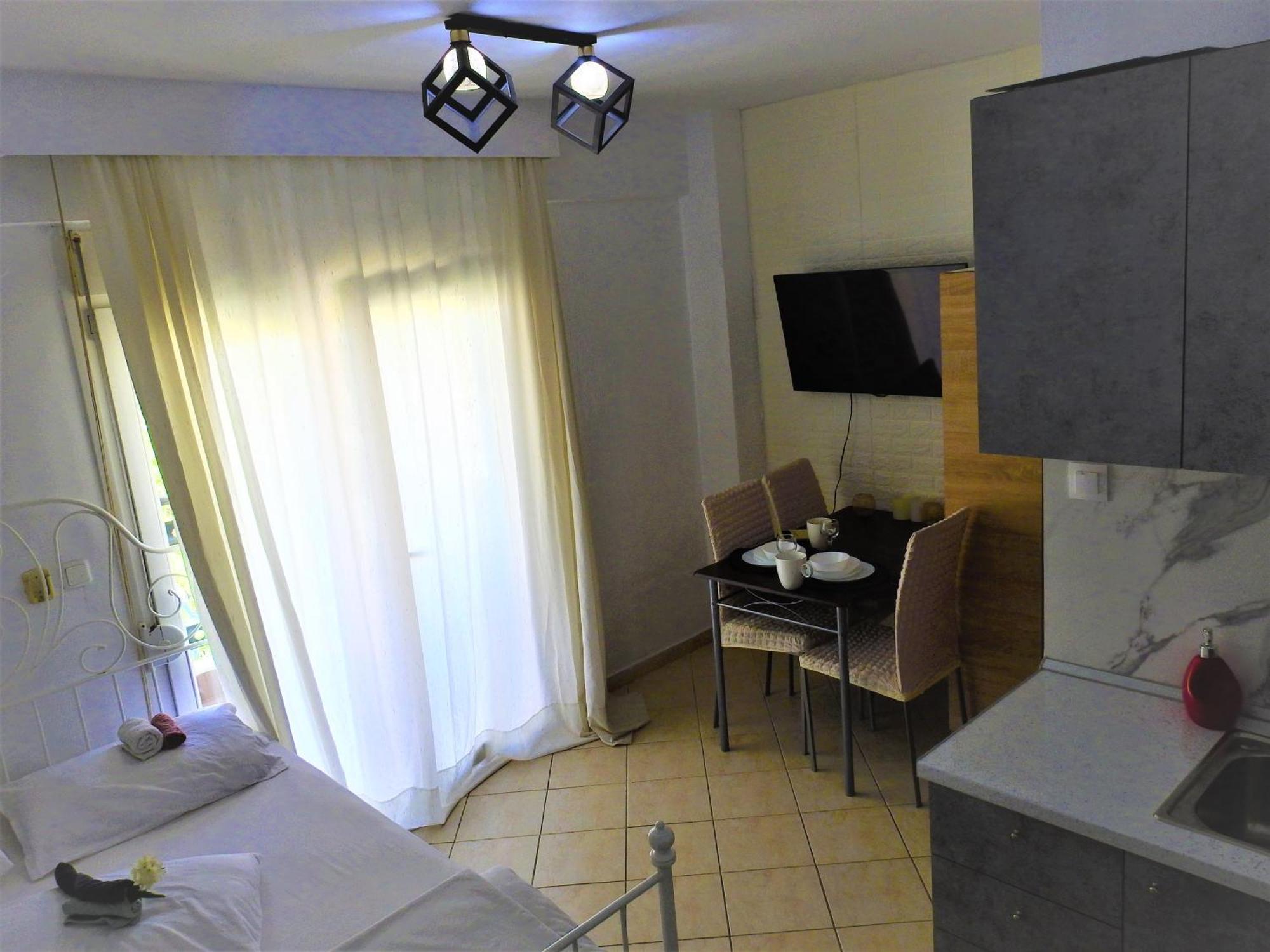 Konstantinos'S Luxury Studio เทสซาโลนิกิ ภายนอก รูปภาพ