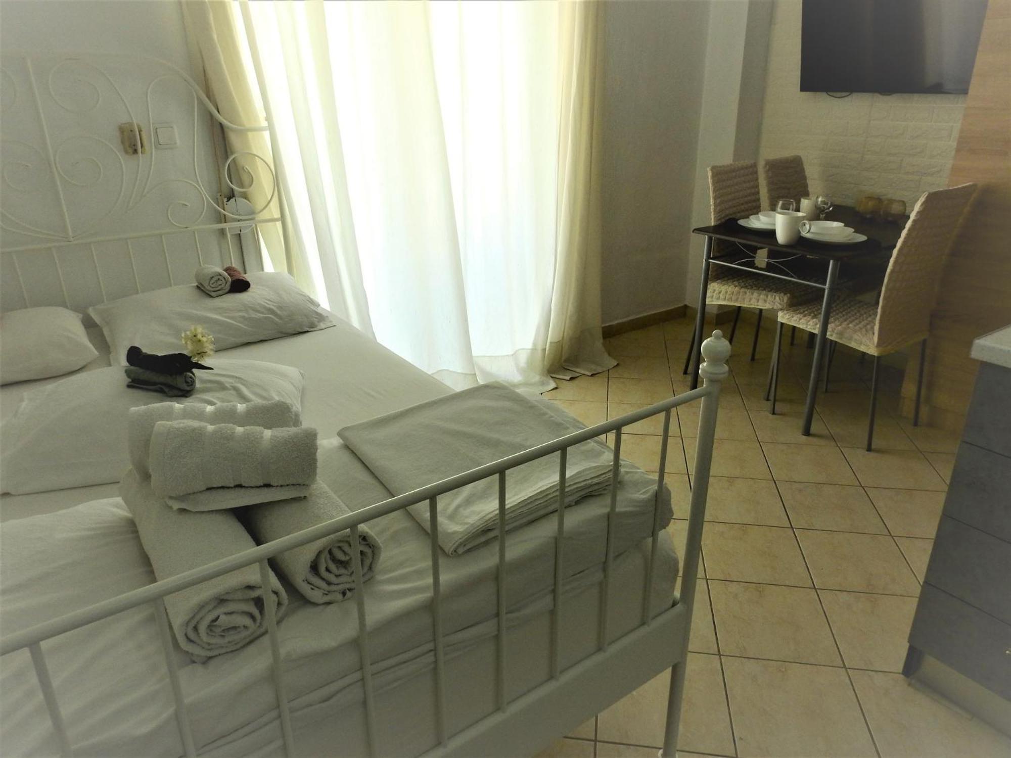 Konstantinos'S Luxury Studio เทสซาโลนิกิ ภายนอก รูปภาพ