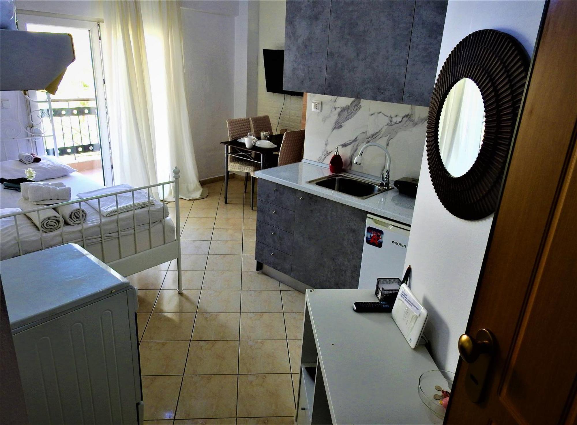 Konstantinos'S Luxury Studio เทสซาโลนิกิ ภายนอก รูปภาพ
